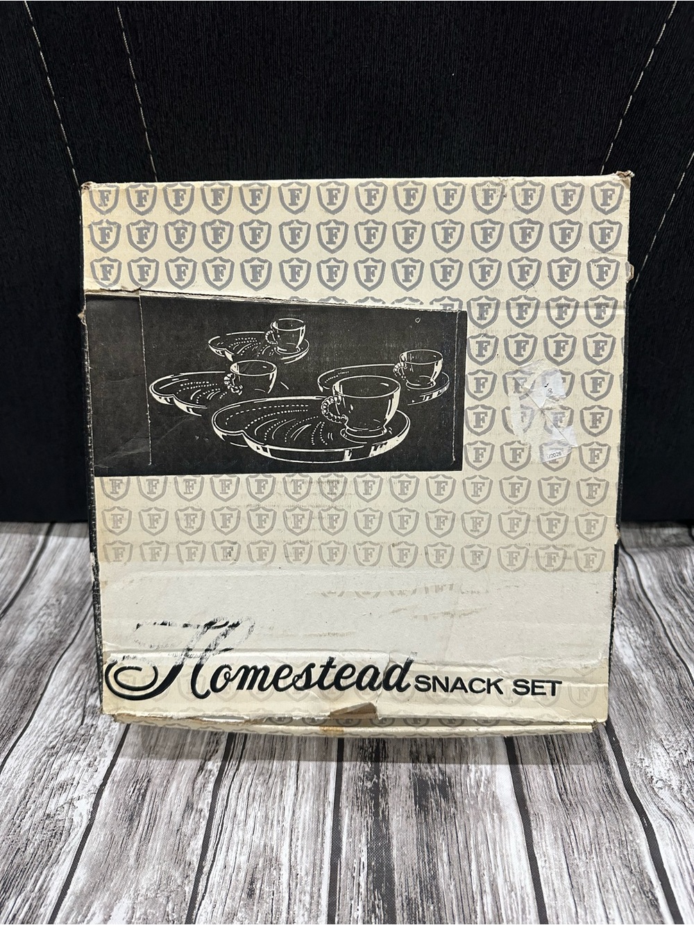 The Federal Glass Company Homestead Snack Set Service For 4 1960s